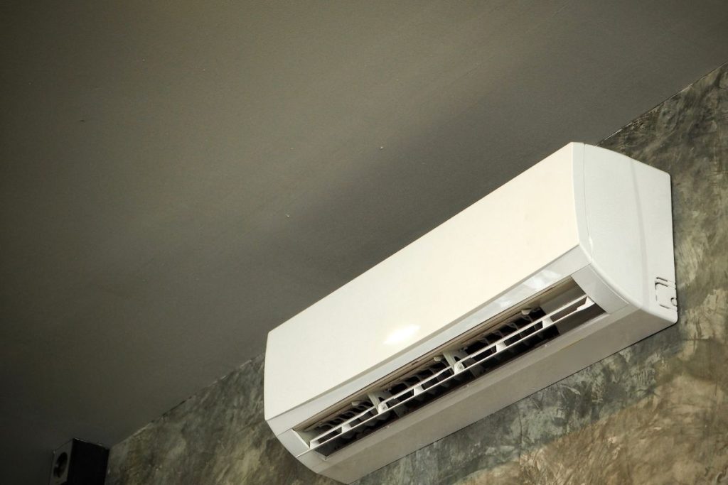 Air Conditioner Running But Not Lowering Temperature Troubleshooting