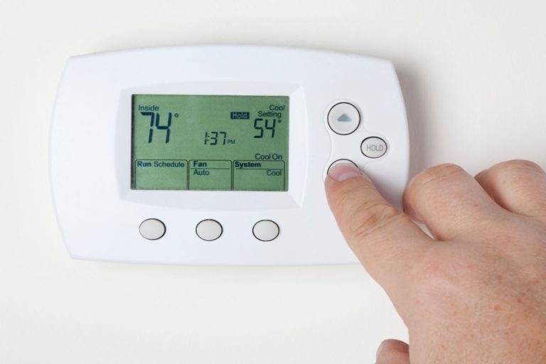 Honeywell Thermostat Blinking Cool On? Check Out These Troubleshooting