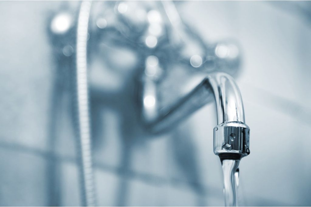 Should I Turn Off The Water When I Go On Vacation? Water Heater Hub