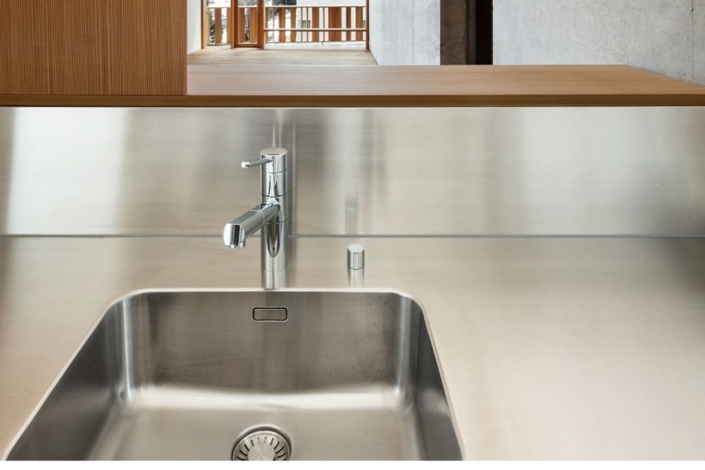 What Gauge Stainless Steel Sink Is Best? 16 vs 18 vs 20 Water Heater Hub