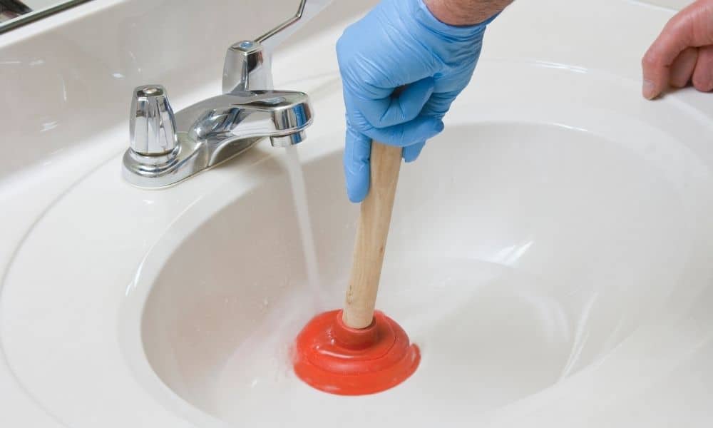 Sink Plunger Stuck: Quick Solutions to Free It Effortlessly